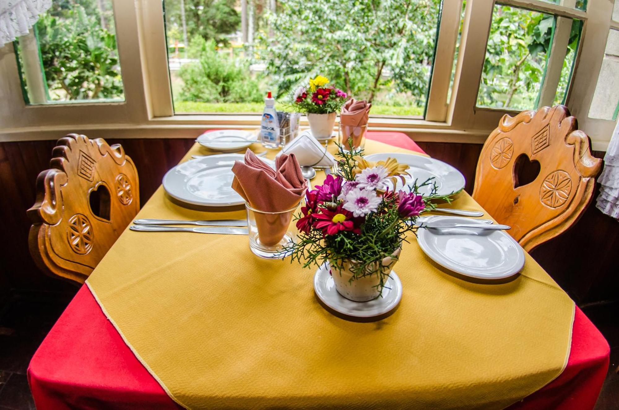 Hotel Bucsky Nova Friburgo Bagian luar foto